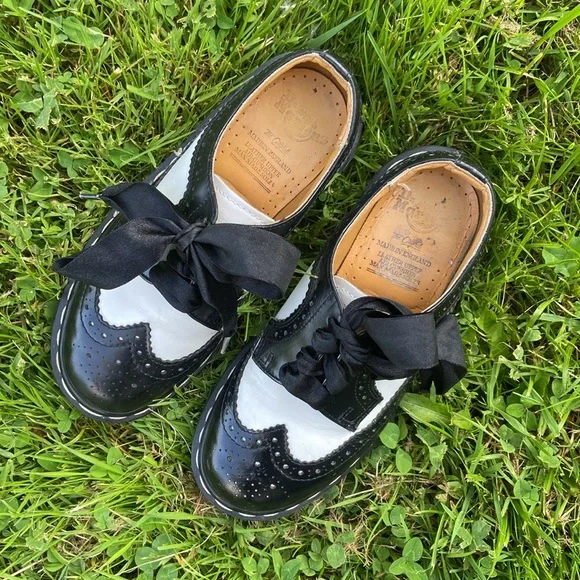 Dr. Martens | Shoes | Dr Martens Vintage Made In England  display picture 1